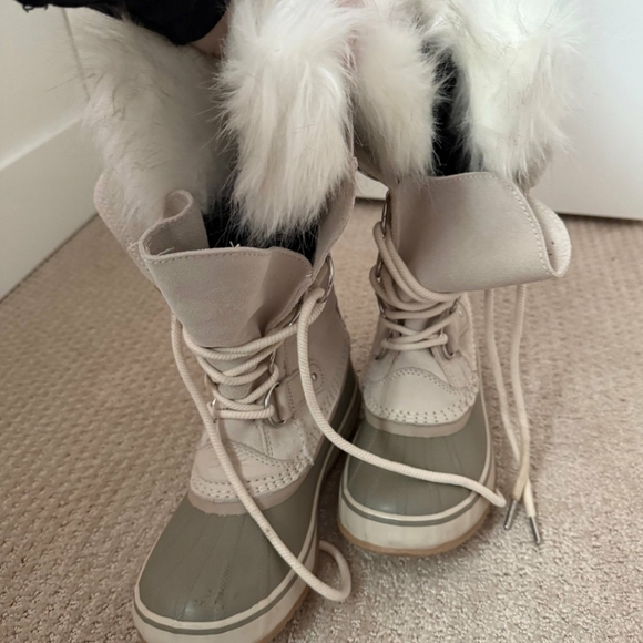 Sorel Joan Of Arctic Fawn Boots - Picture 4 of 7
